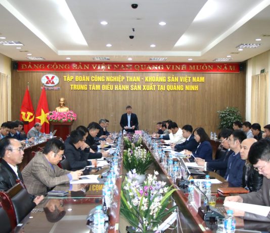 Đẩy mạnh phát triển cơ khí, đáp ứng cho sản xuất của TKV